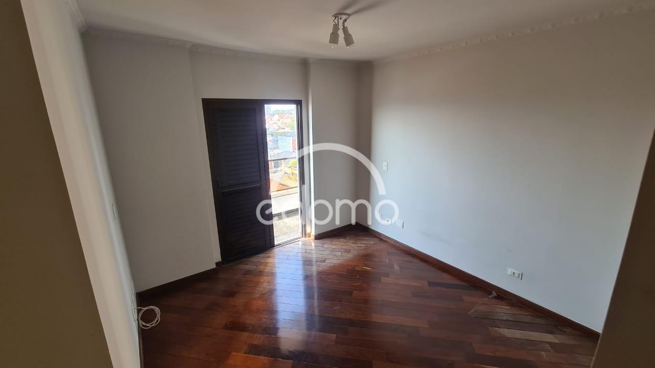 Apartamento para alugar com 3 quartos, 120m² - Foto 13