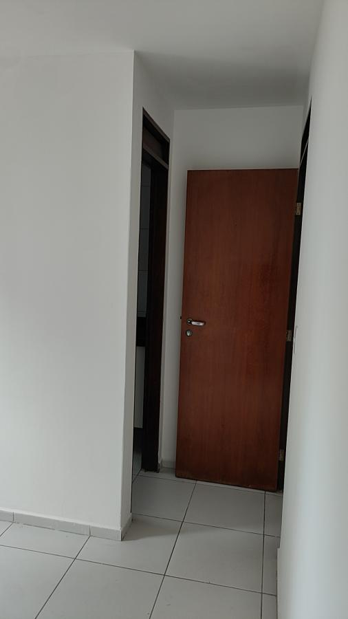 Apartamento à venda com 3 quartos, 81m² - Foto 35