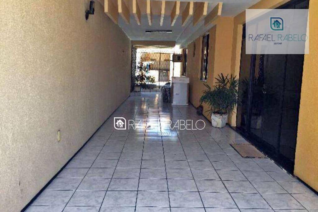 Casa para alugar com 4 quartos, 297M2 - Foto 3