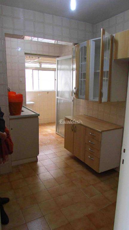 Apartamento à venda com 2 quartos, 56m² - Foto 3