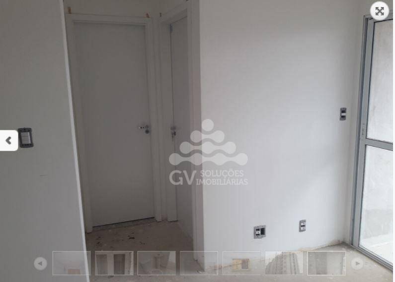 Apartamento à venda com 2 quartos, 53m² - Foto 3