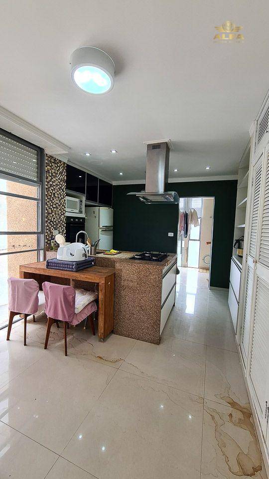 Apartamento à venda com 3 quartos, 130m² - Foto 14