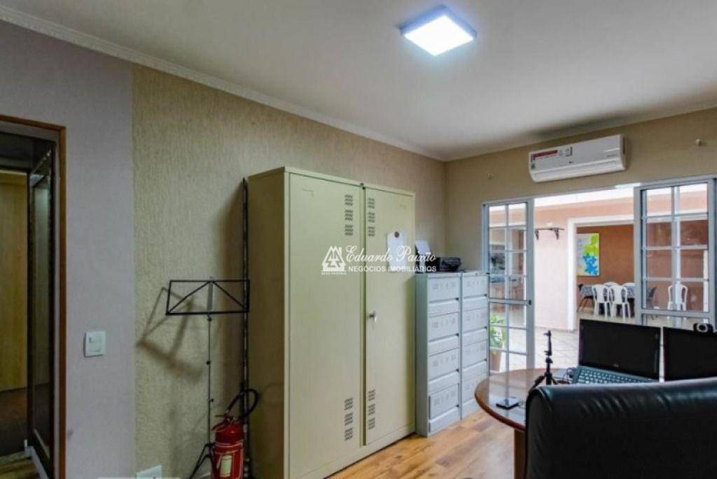 Sobrado à venda com 4 quartos, 300m² - Foto 21