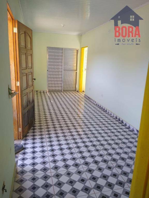 Casa à venda e aluguel com 2 quartos, 130m² - Foto 4