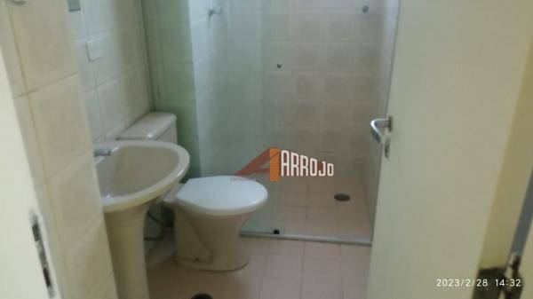 Apartamento à venda com 2 quartos, 56m² - Foto 9