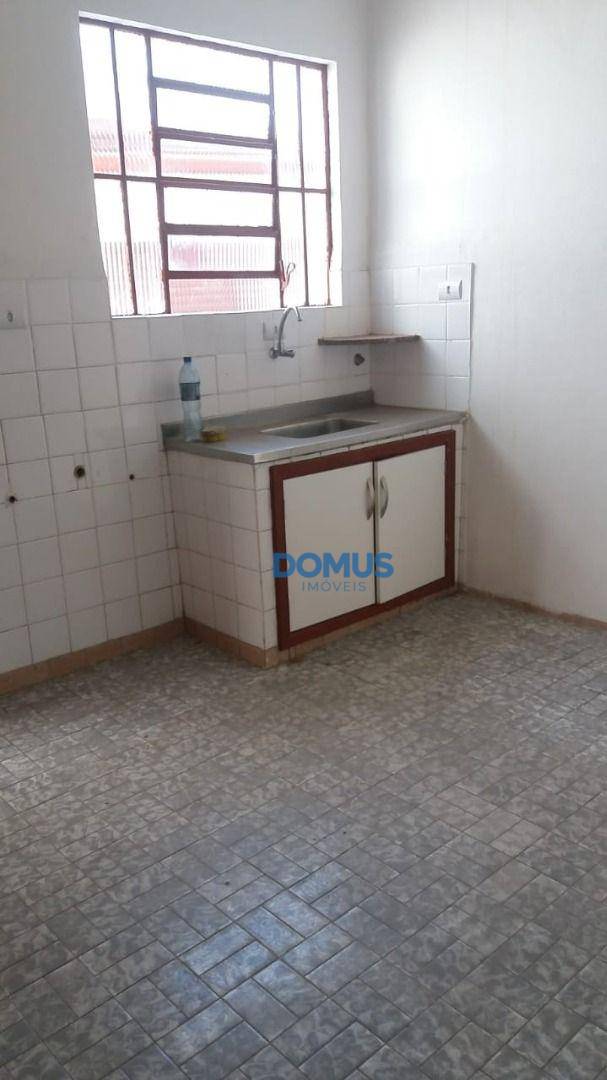 Casa à venda com 5 quartos, 180m² - Foto 13