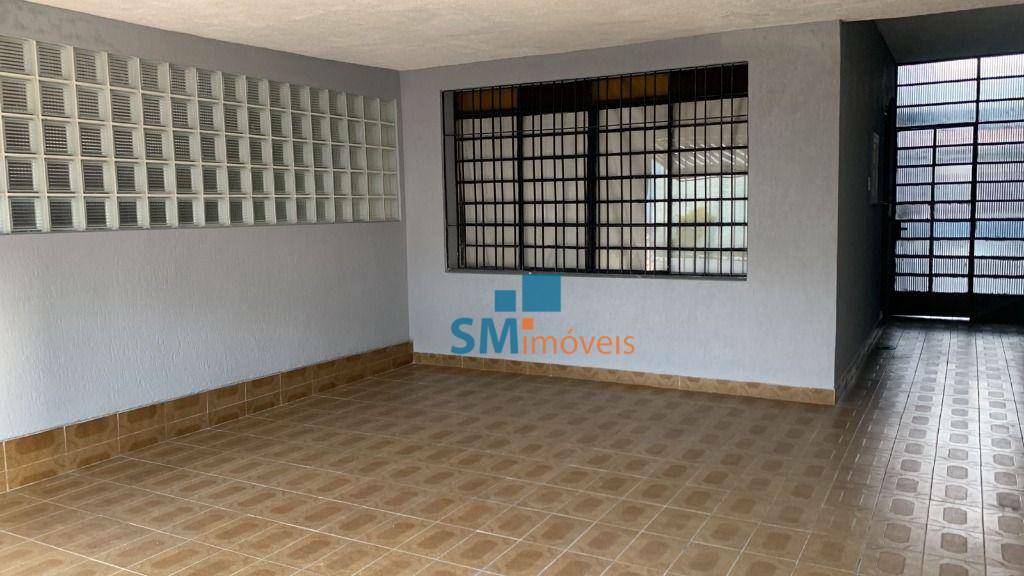 Sobrado à venda e aluguel com 3 quartos, 150m² - Foto 2