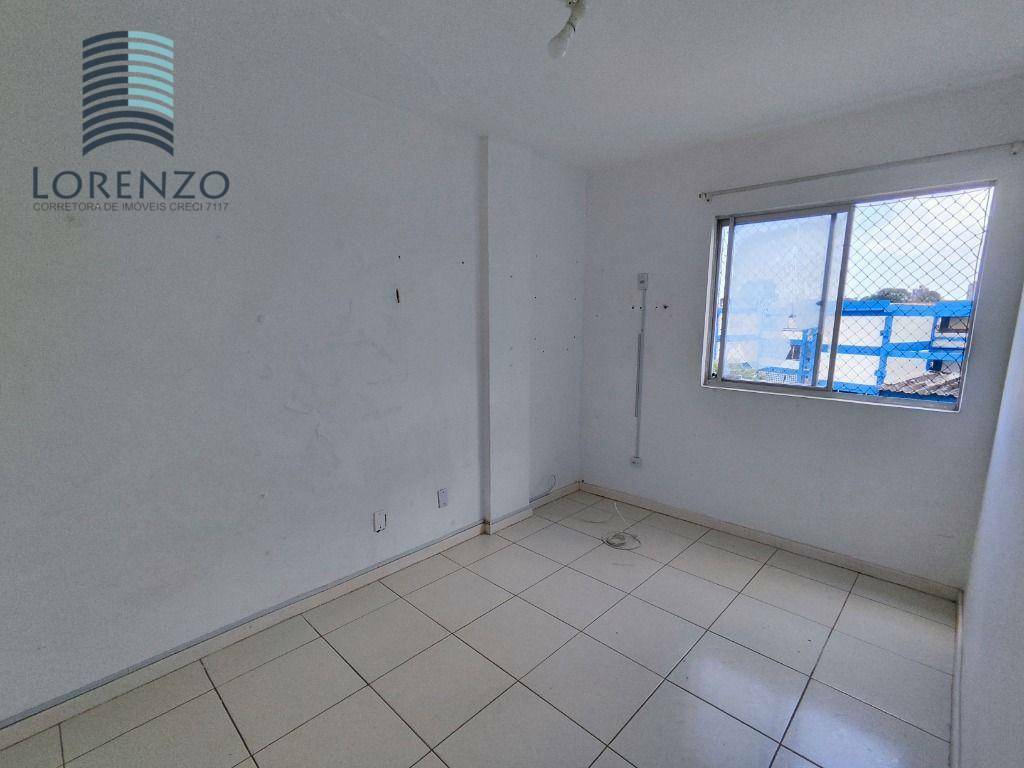 Apartamento à venda com 2 quartos, 70m² - Foto 14