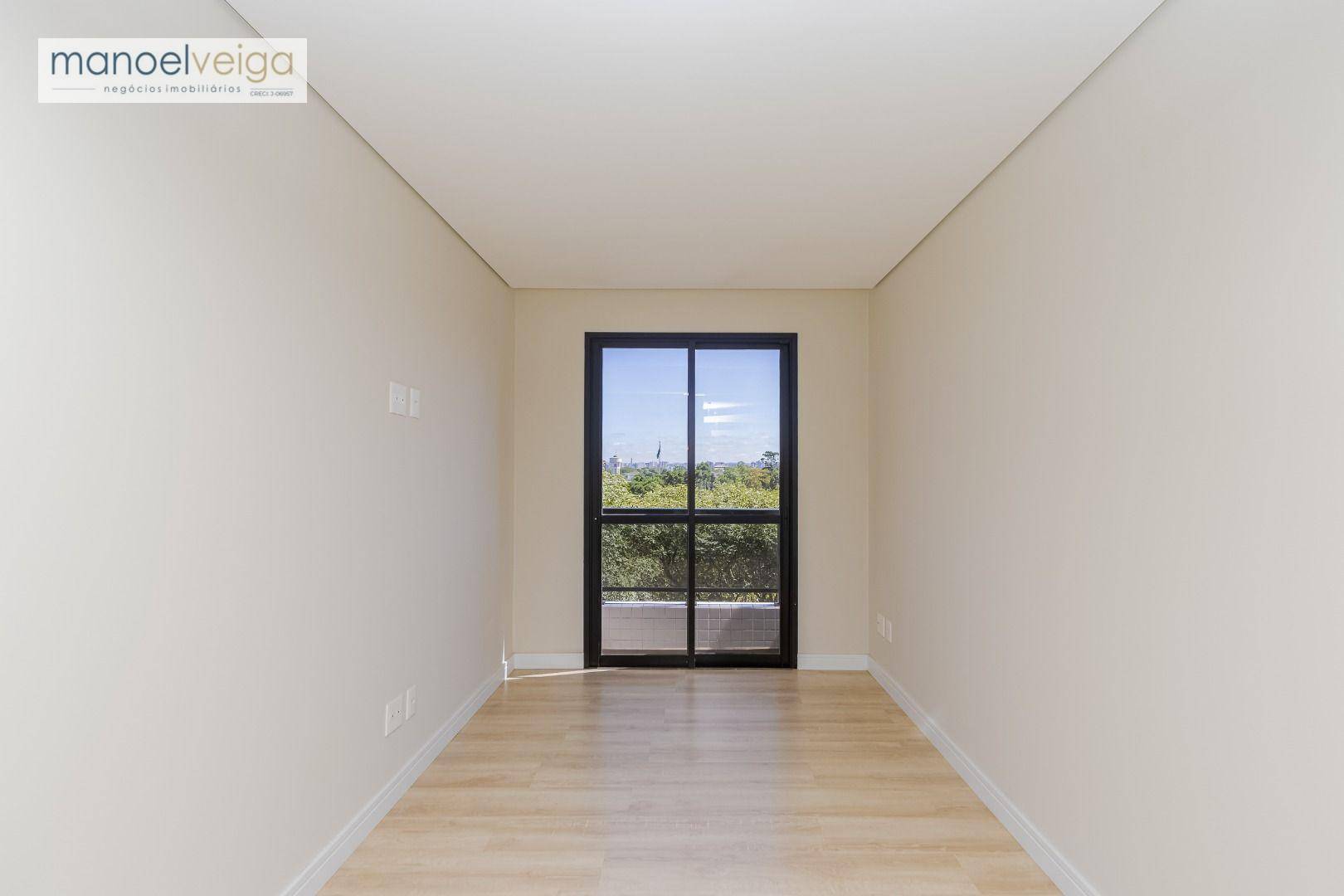 Apartamento à venda com 4 quartos, 151m² - Foto 14