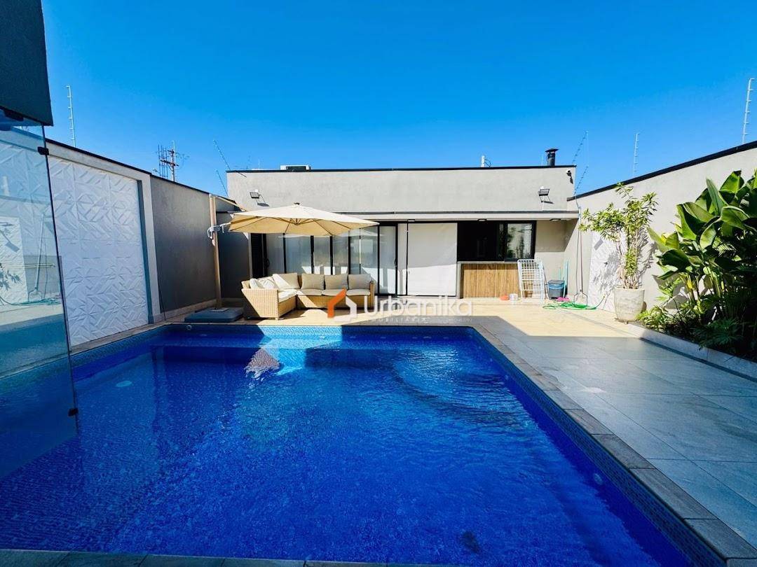 Casa, 2 quartos, 223 m² - Foto 1