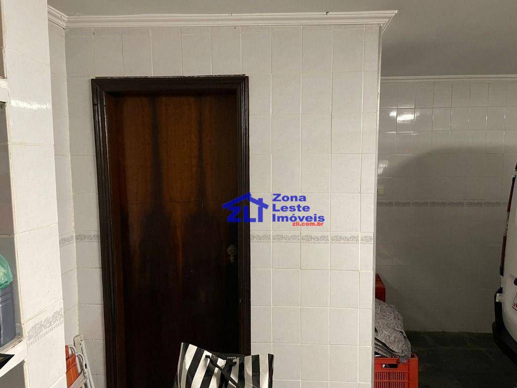 Sobrado à venda com 4 quartos, 411m² - Foto 12