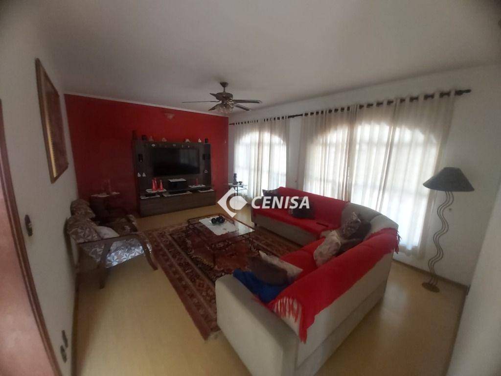 Casa à venda com 4 quartos, 290m² - Foto 8