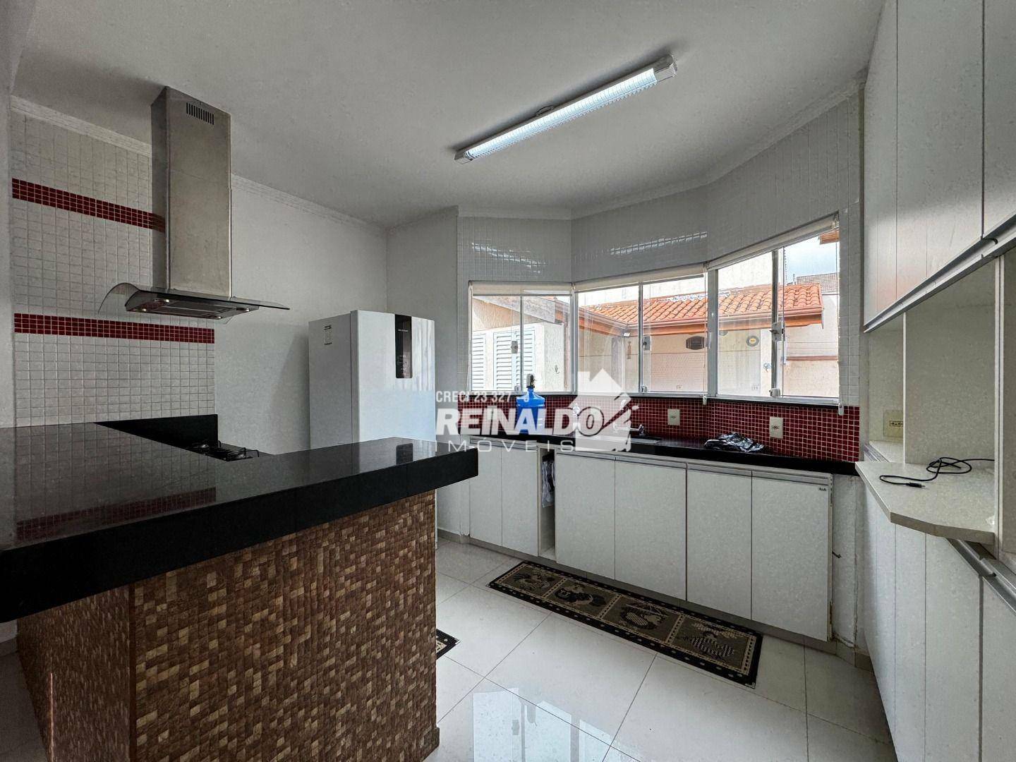 Casa de Condomínio à venda com 3 quartos, 176m² - Foto 9