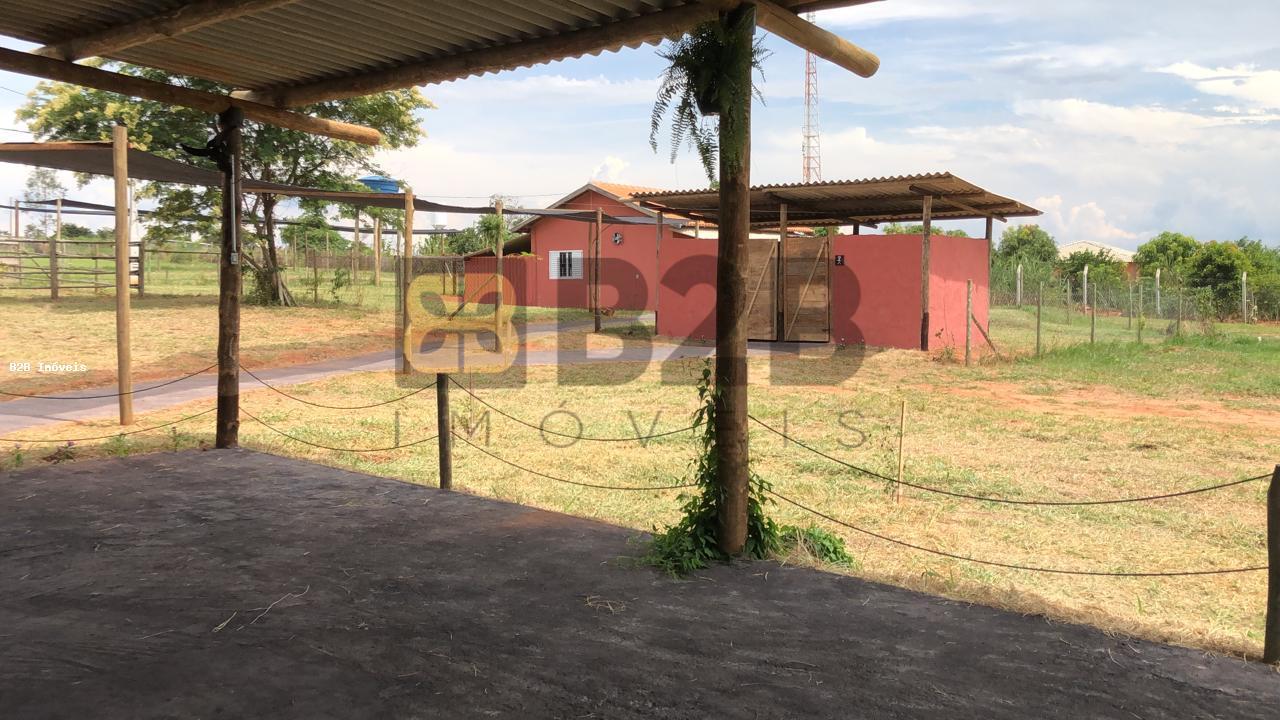 Fazenda à venda com 2 quartos, 240m² - Foto 8