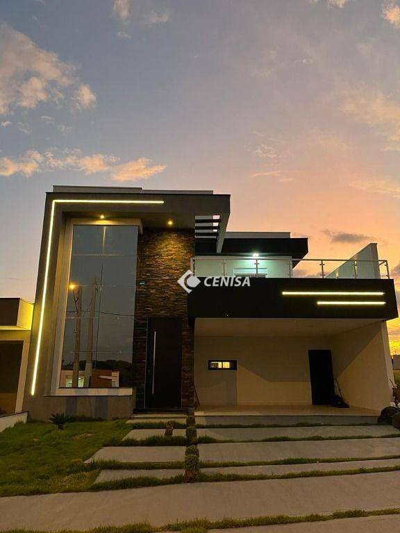 Casa de Condomínio à venda com 4 quartos, 225m² - Foto 1