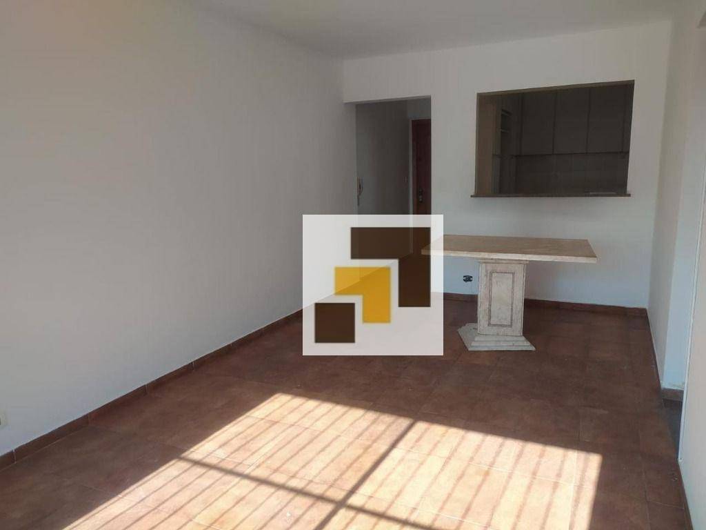 Apartamento à venda com 3 quartos, 81m² - Foto 1