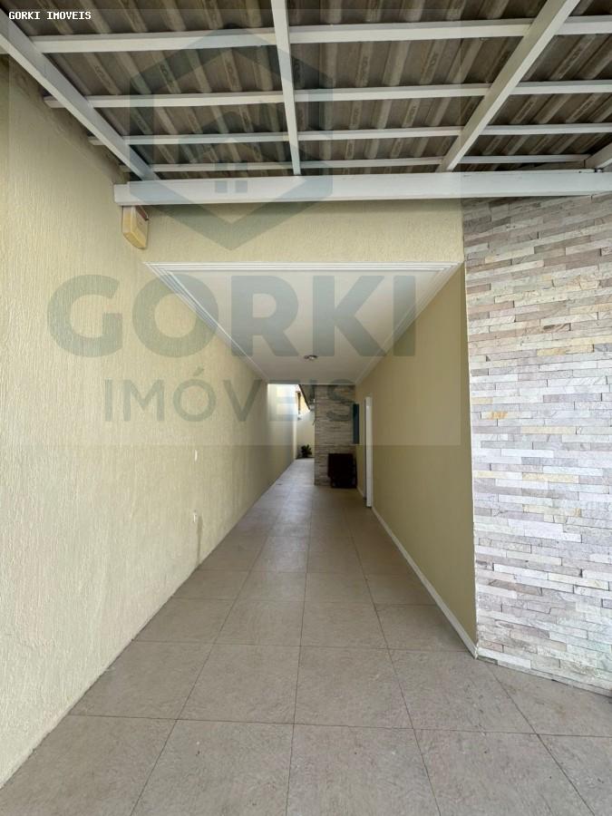 Casa à venda com 3 quartos, 105m² - Foto 9