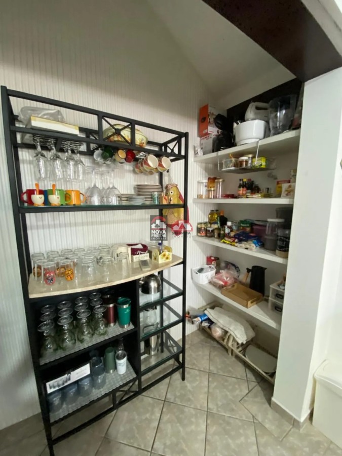 Casa à venda com 4 quartos, 1000m² - Foto 27