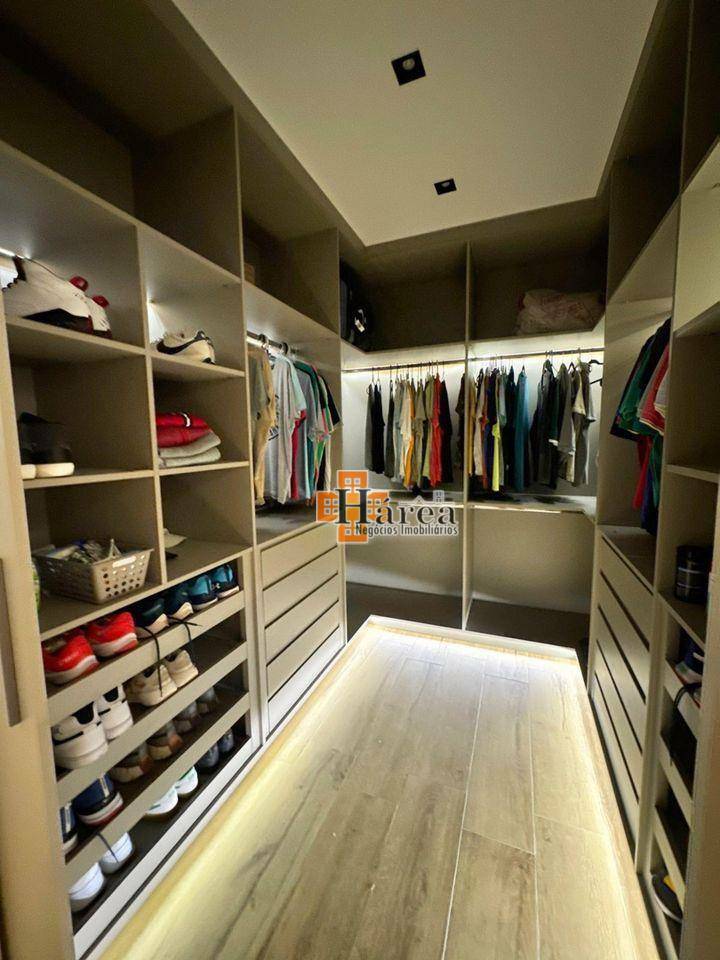 Sobrado à venda e aluguel com 5 quartos, 250m² - Foto 19