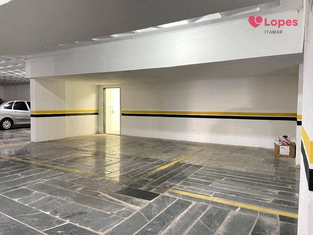 Apartamento à venda com 3 quartos, 157m² - Foto 23