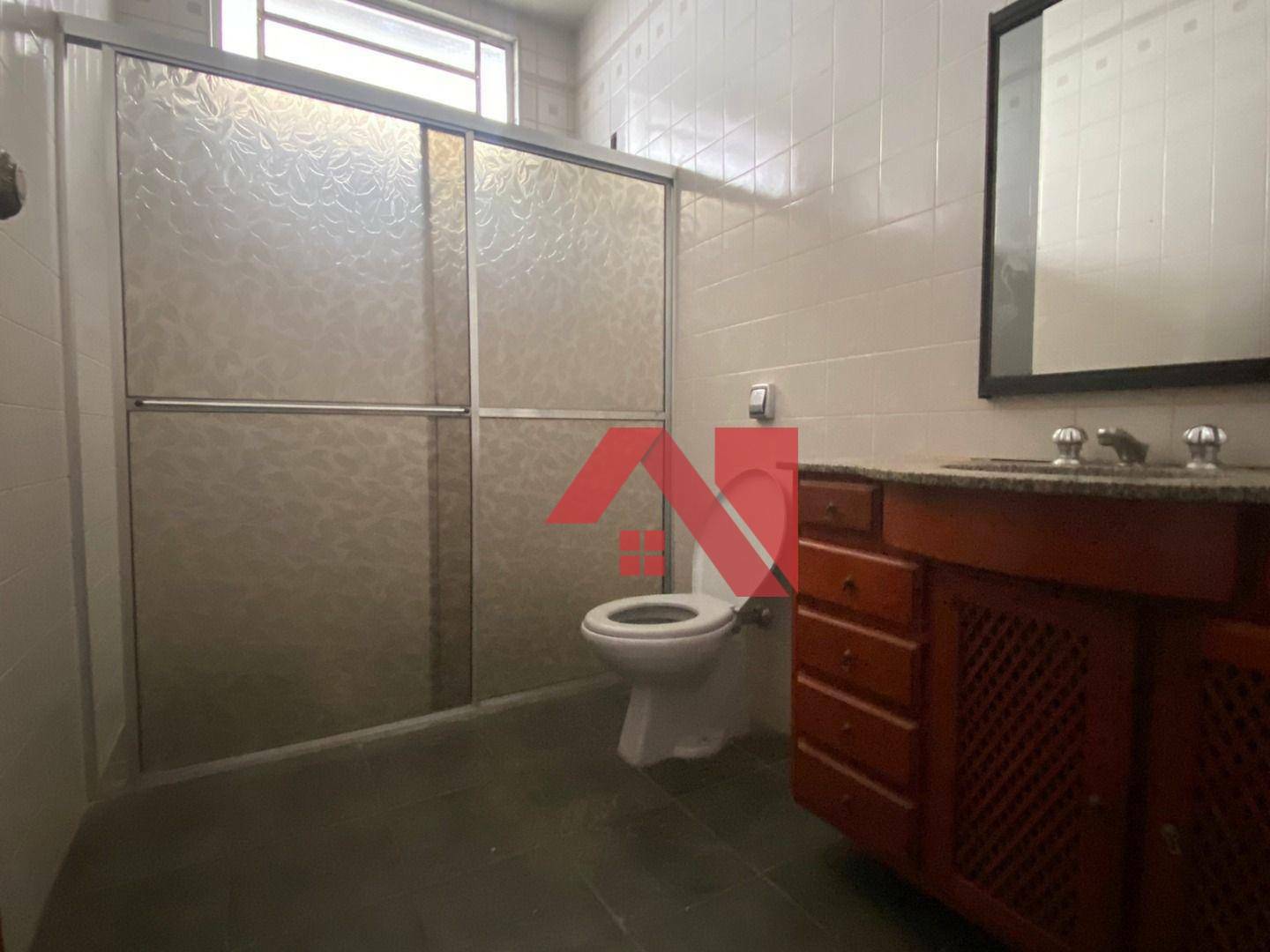 Casa para alugar com 3 quartos, 236m² - Foto 8