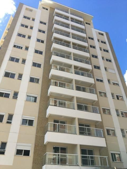 Apartamento à venda com 3 quartos, 108m² - Foto 2