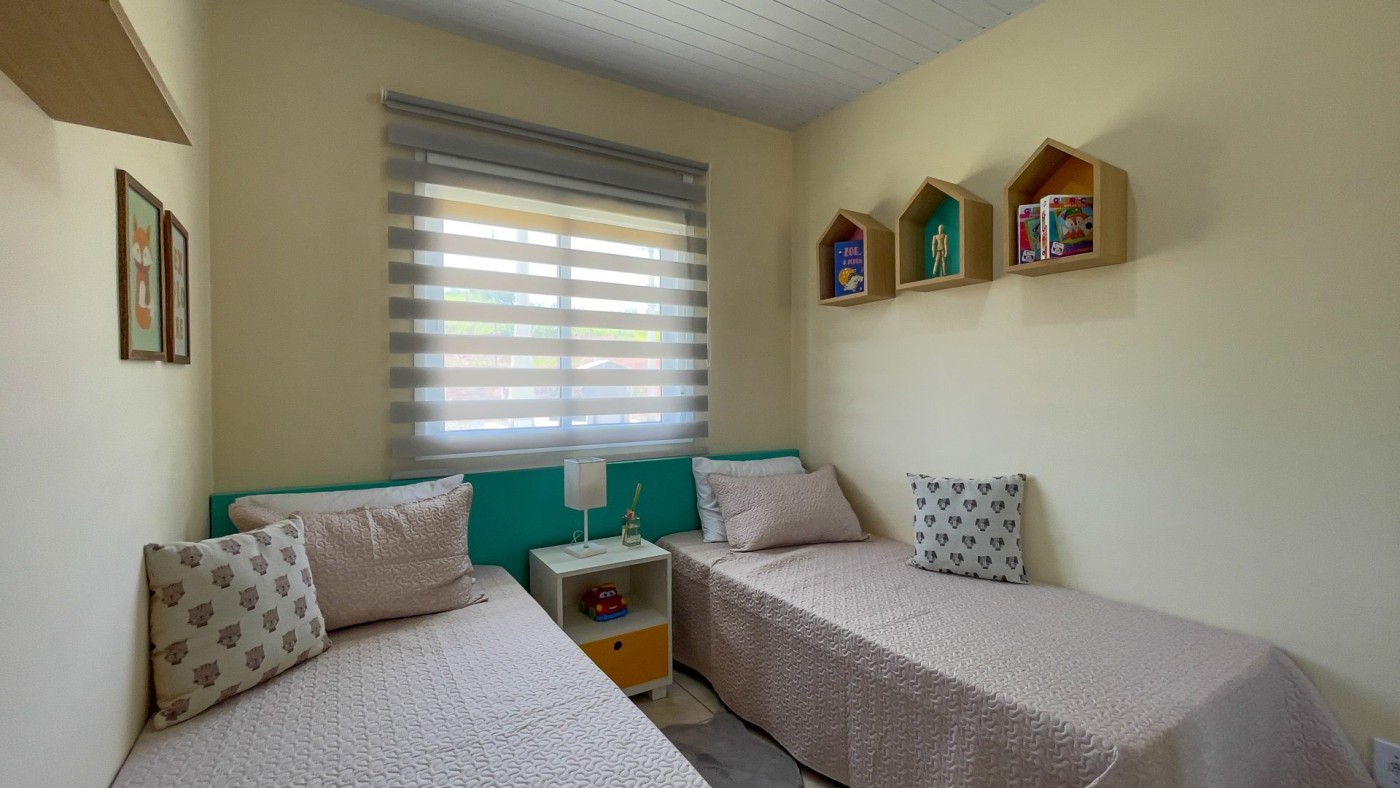 Casa à venda com 2 quartos, 55m² - Foto 9
