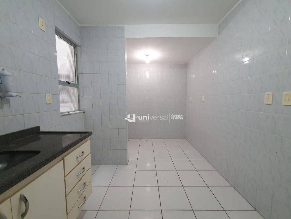 Apartamento para alugar com 2 quartos, 80m² - Foto 8