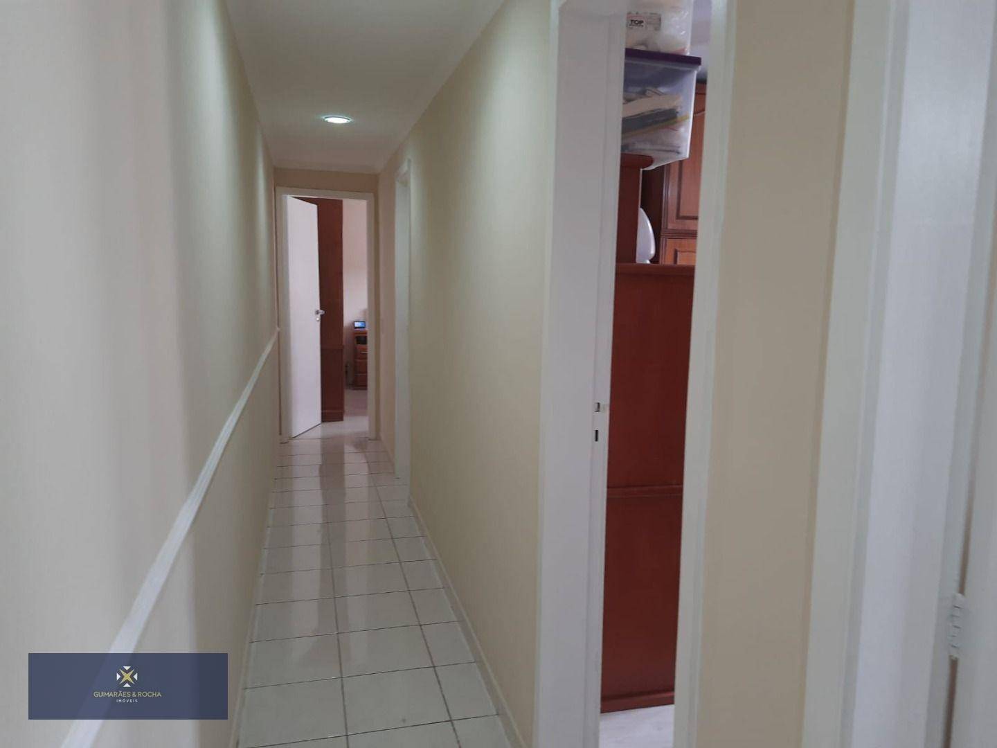 Apartamento à venda com 3 quartos, 82m² - Foto 4