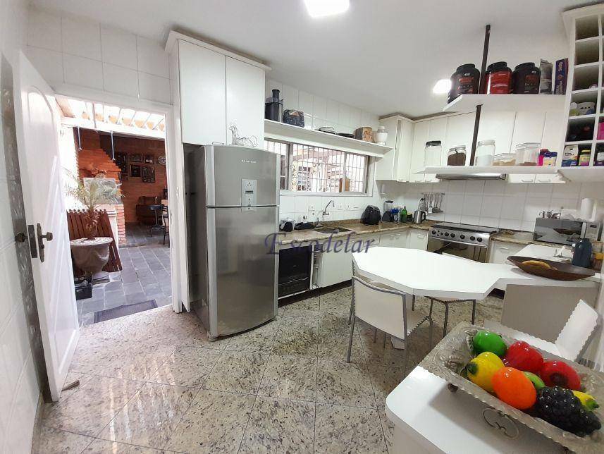 Sobrado à venda com 3 quartos, 300m² - Foto 19