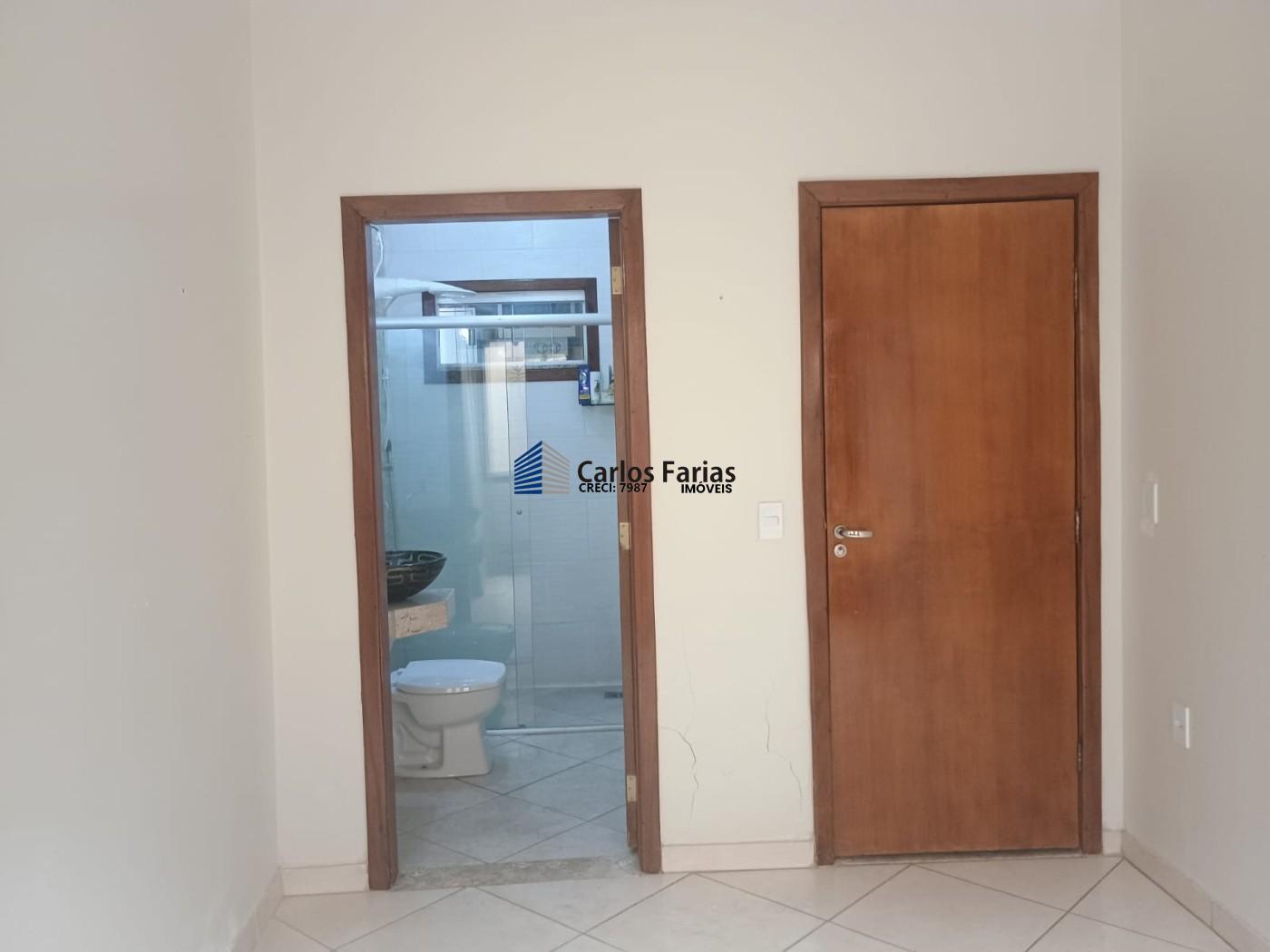 Casa à venda com 5 quartos, 200m² - Foto 12