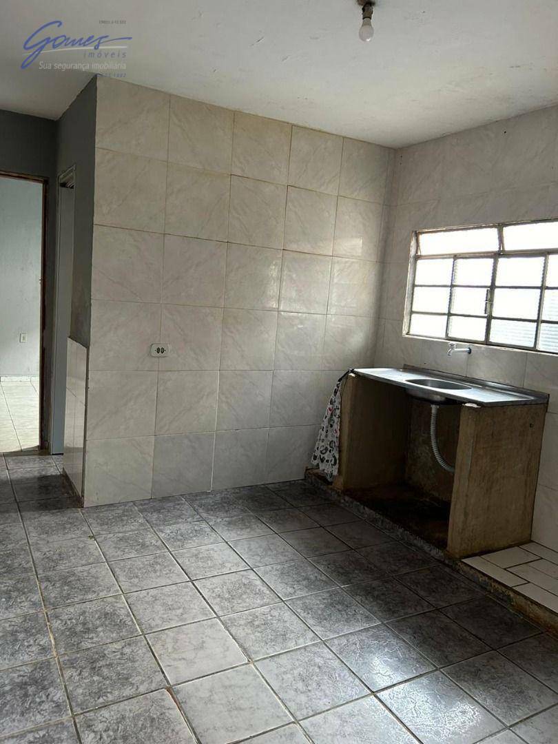 Casa à venda com 1 quarto, 100M2 - Foto 3