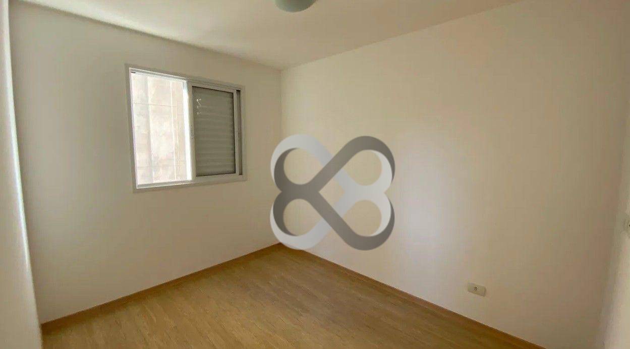 Apartamento para alugar com 3 quartos, 82m² - Foto 3