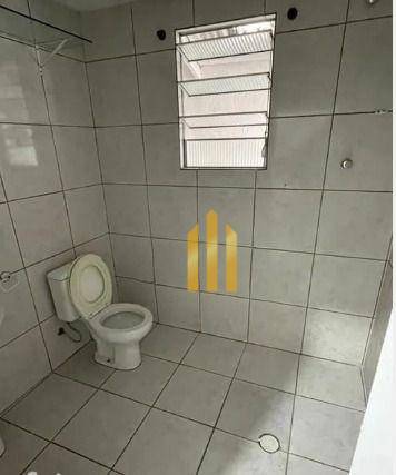 Casa à venda com 2 quartos, 60m² - Foto 10