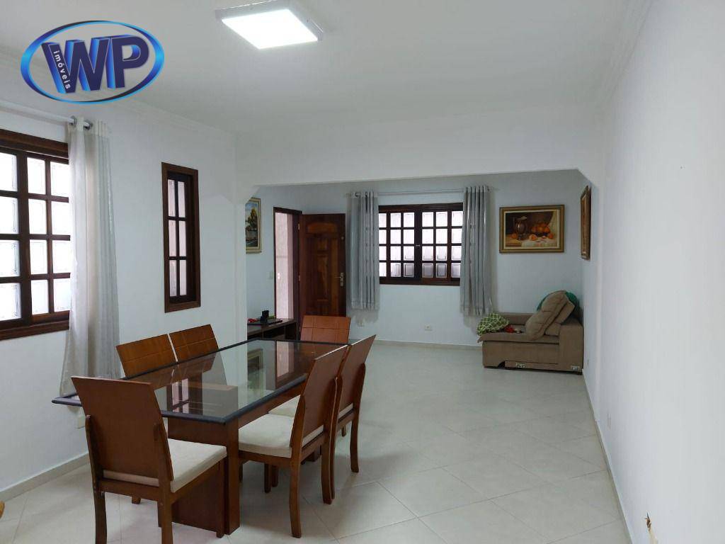 Casa à venda com 3 quartos, 130m² - Foto 2