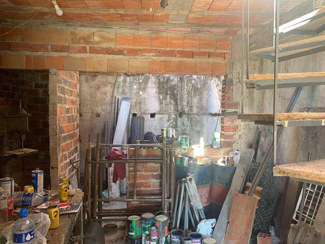 Casa à venda com 2 quartos, 200m² - Foto 19