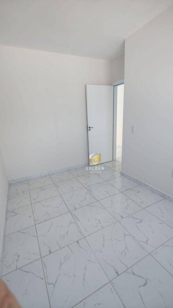 Apartamento à venda com 2 quartos, 48m² - Foto 2