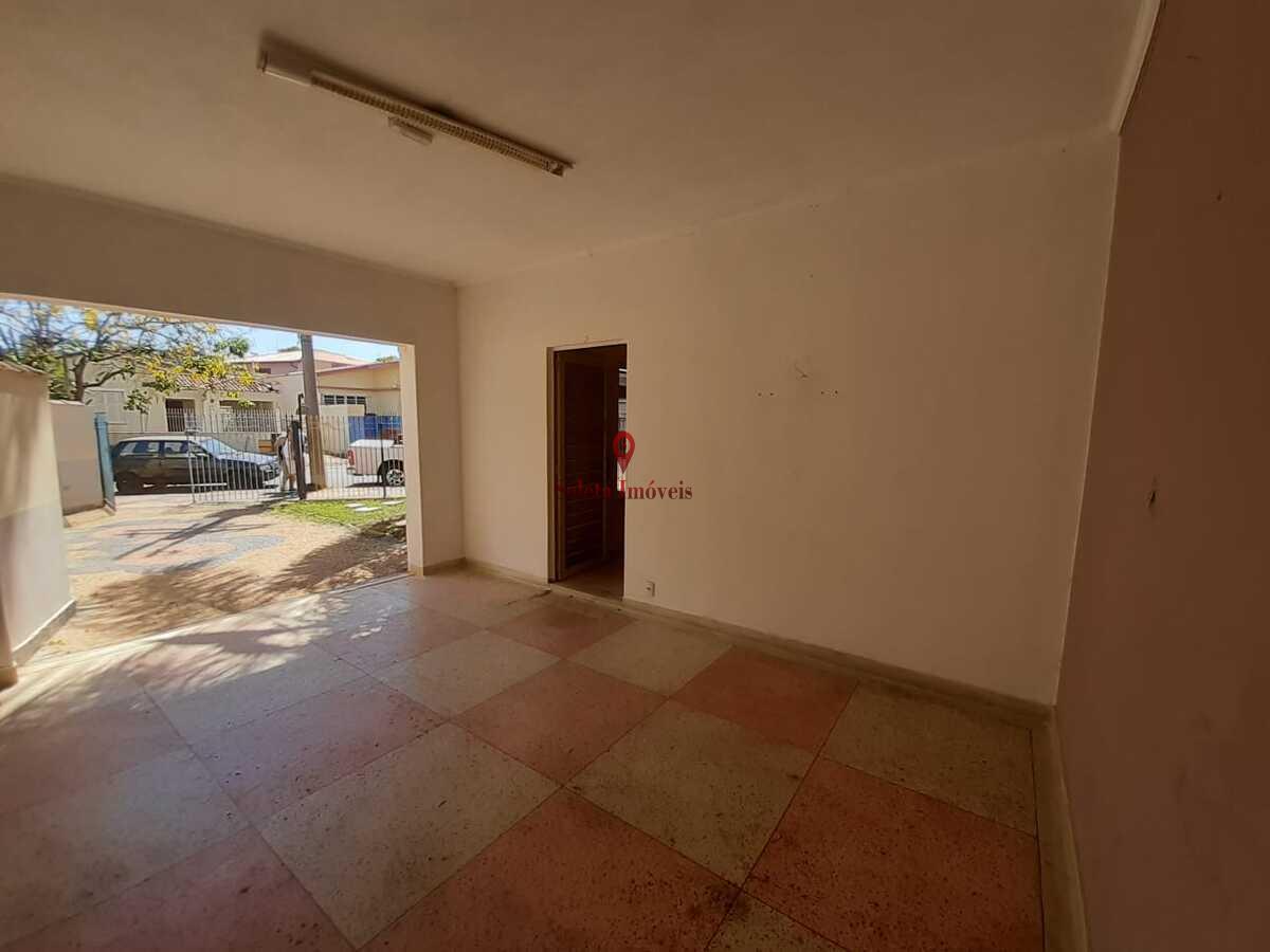 Casa à venda com 4 quartos, 372m² - Foto 5