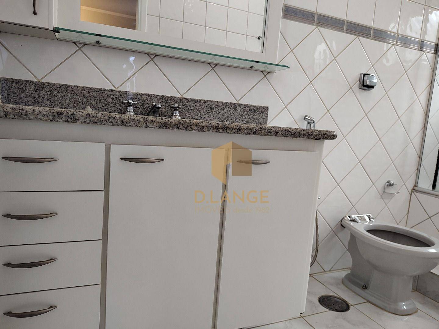 Casa de Condomínio para alugar com 3 quartos, 325m² - Foto 25