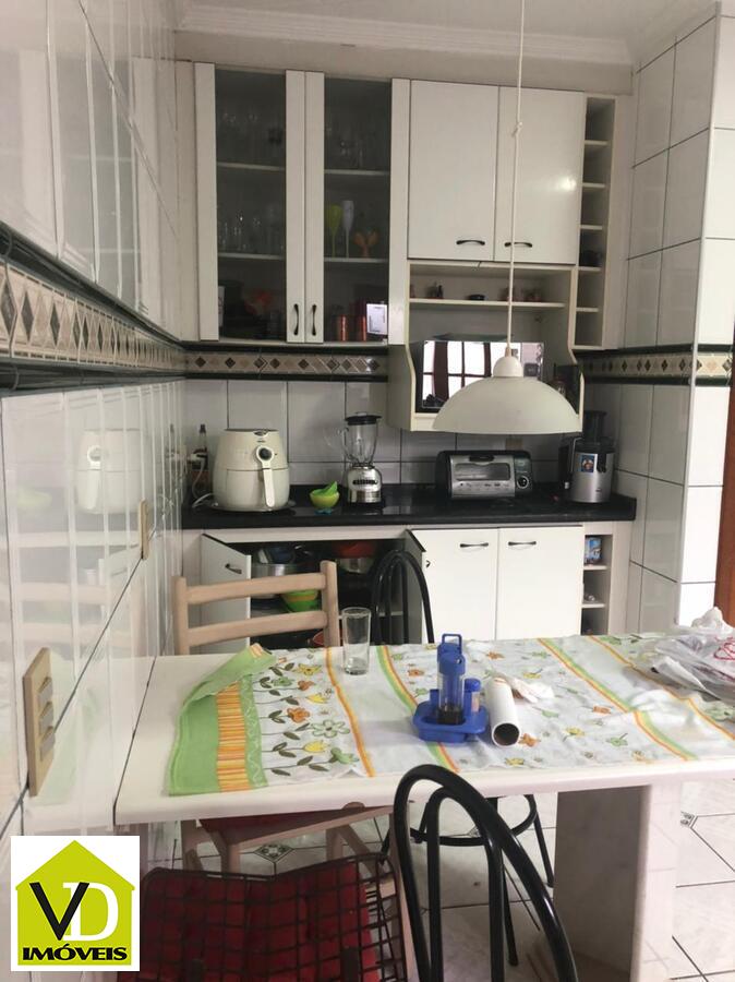 Casa à venda com 4 quartos, 360m² - Foto 4