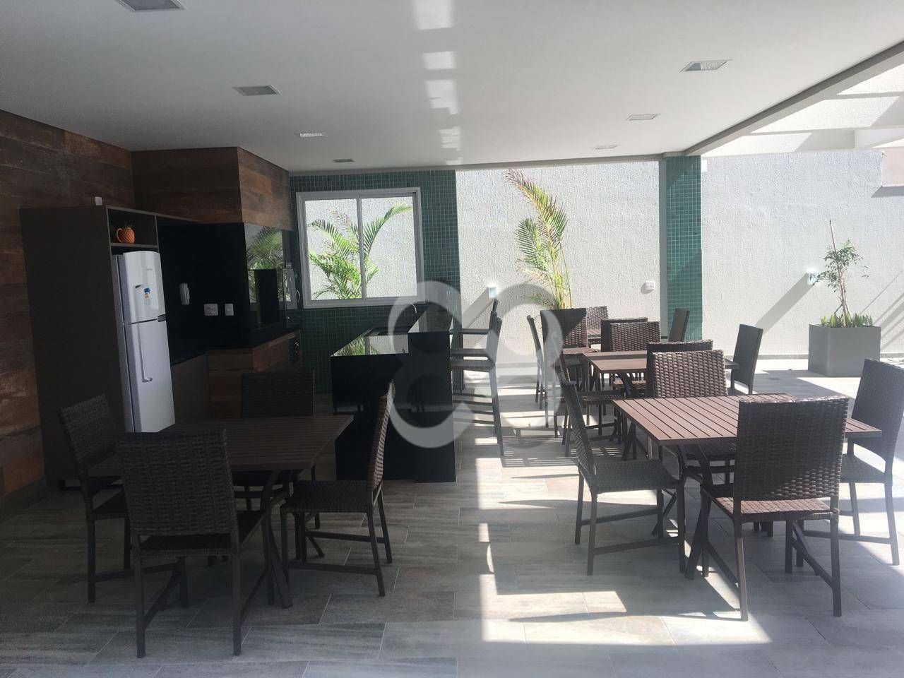Apartamento para alugar com 2 quartos, 57m² - Foto 17