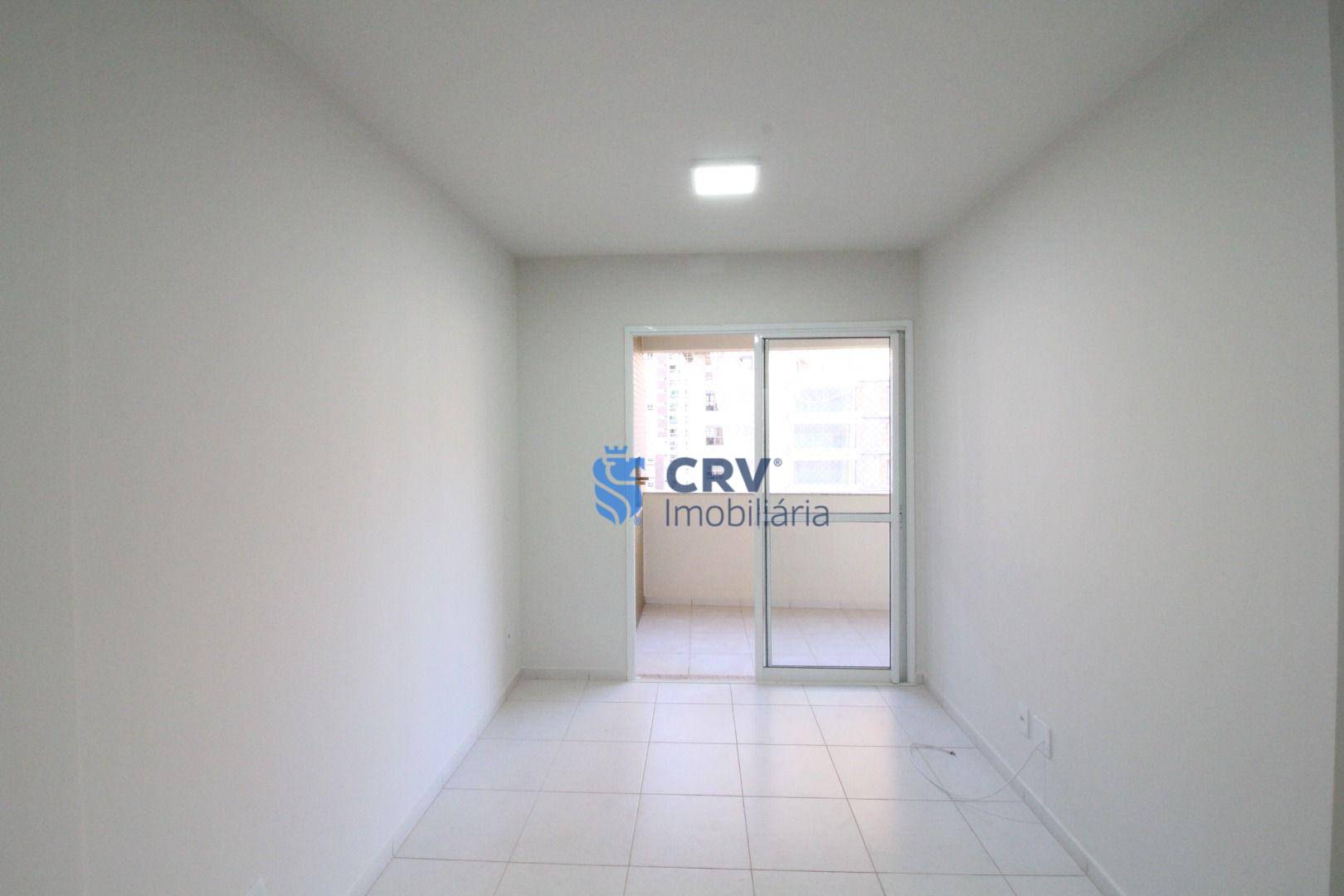 Apartamento à venda com 3 quartos, 76m² - Foto 4