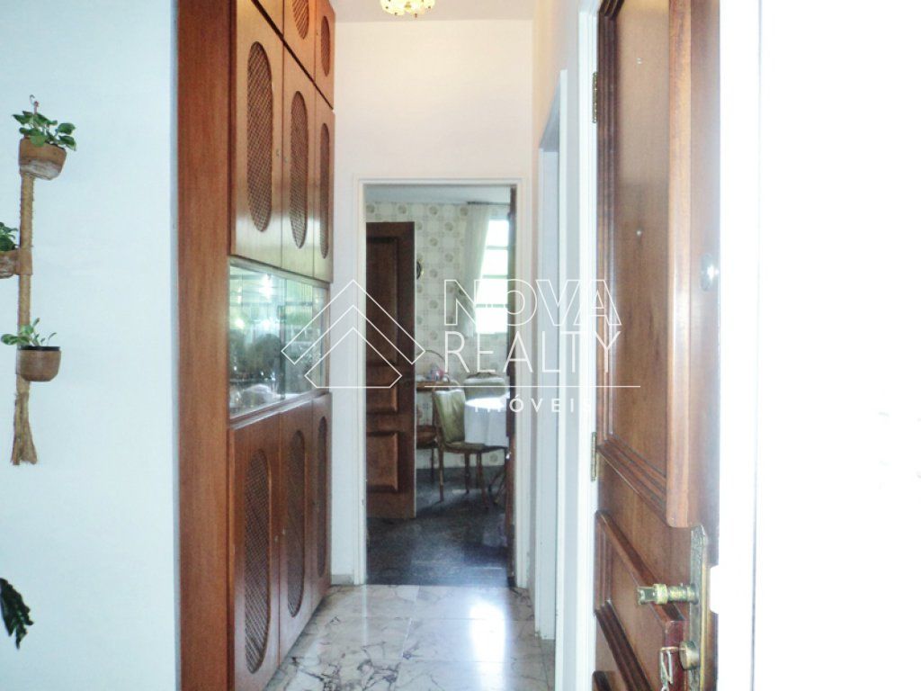 Apartamento à venda com 3 quartos, 197m² - Foto 10