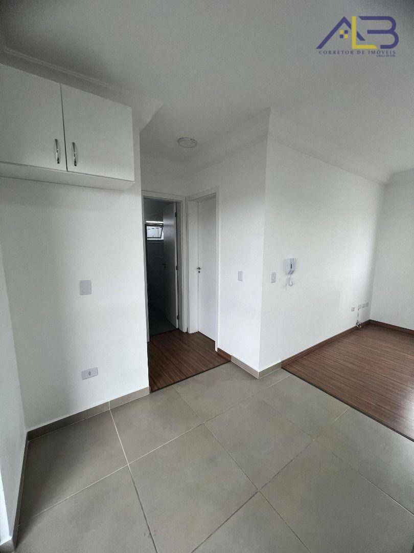 Apartamento para alugar com 2 quartos, 56m² - Foto 6