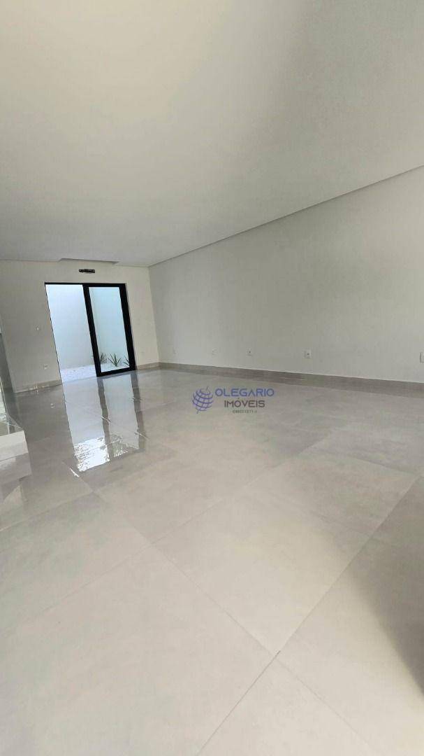 Sobrado à venda com 3 quartos, 205m² - Foto 15