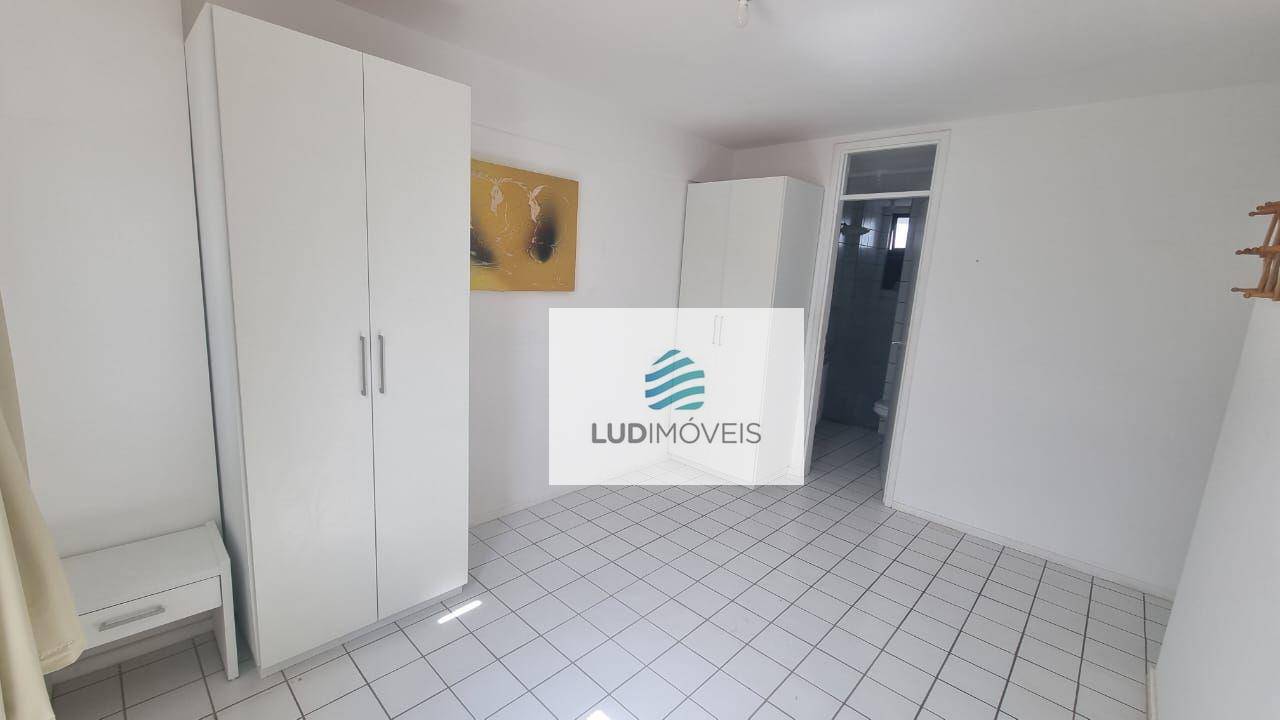 Apartamento para alugar com 3 quartos, 96m² - Foto 13