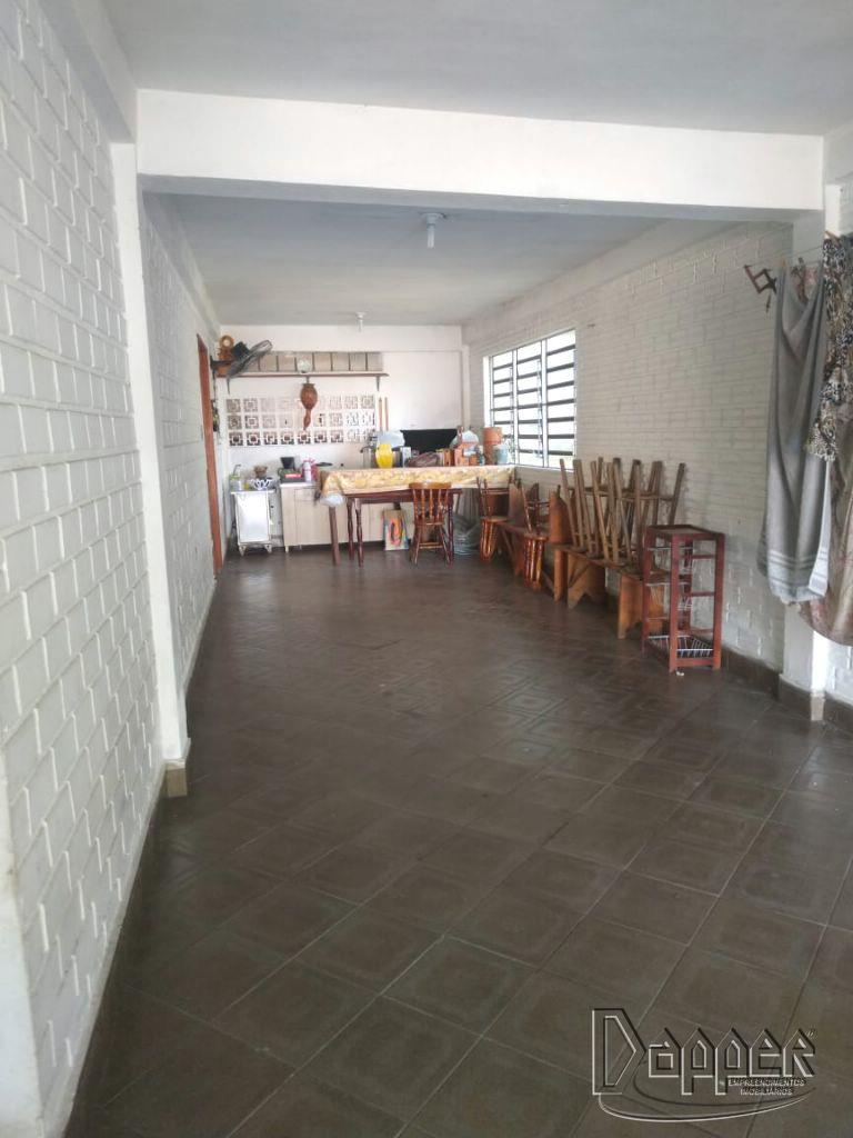 Casa à venda com 3 quartos, 230m² - Foto 10