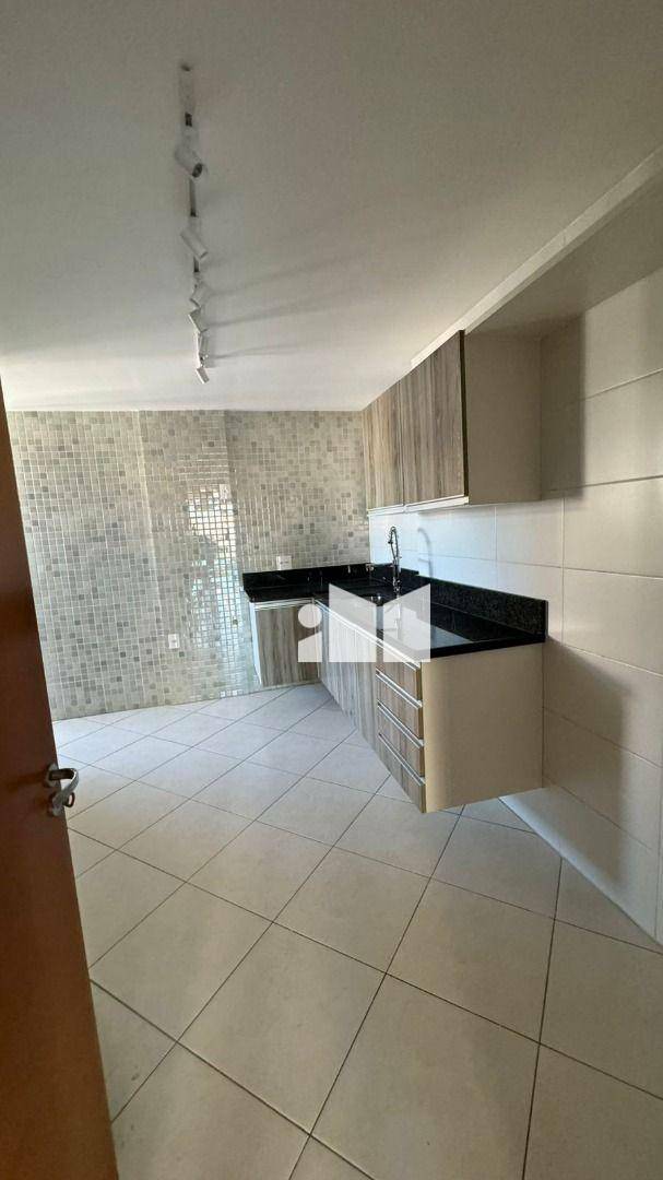 Cobertura à venda com 4 quartos, 218m² - Foto 10