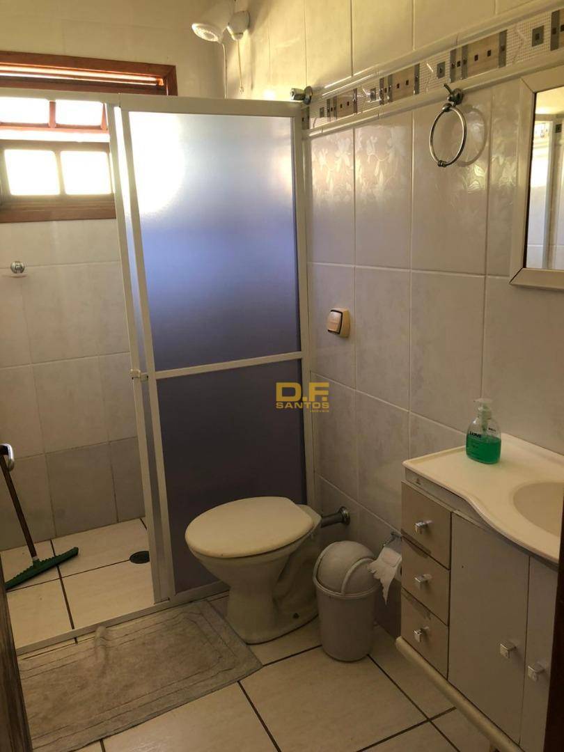 Casa à venda com 2 quartos, 79m² - Foto 2