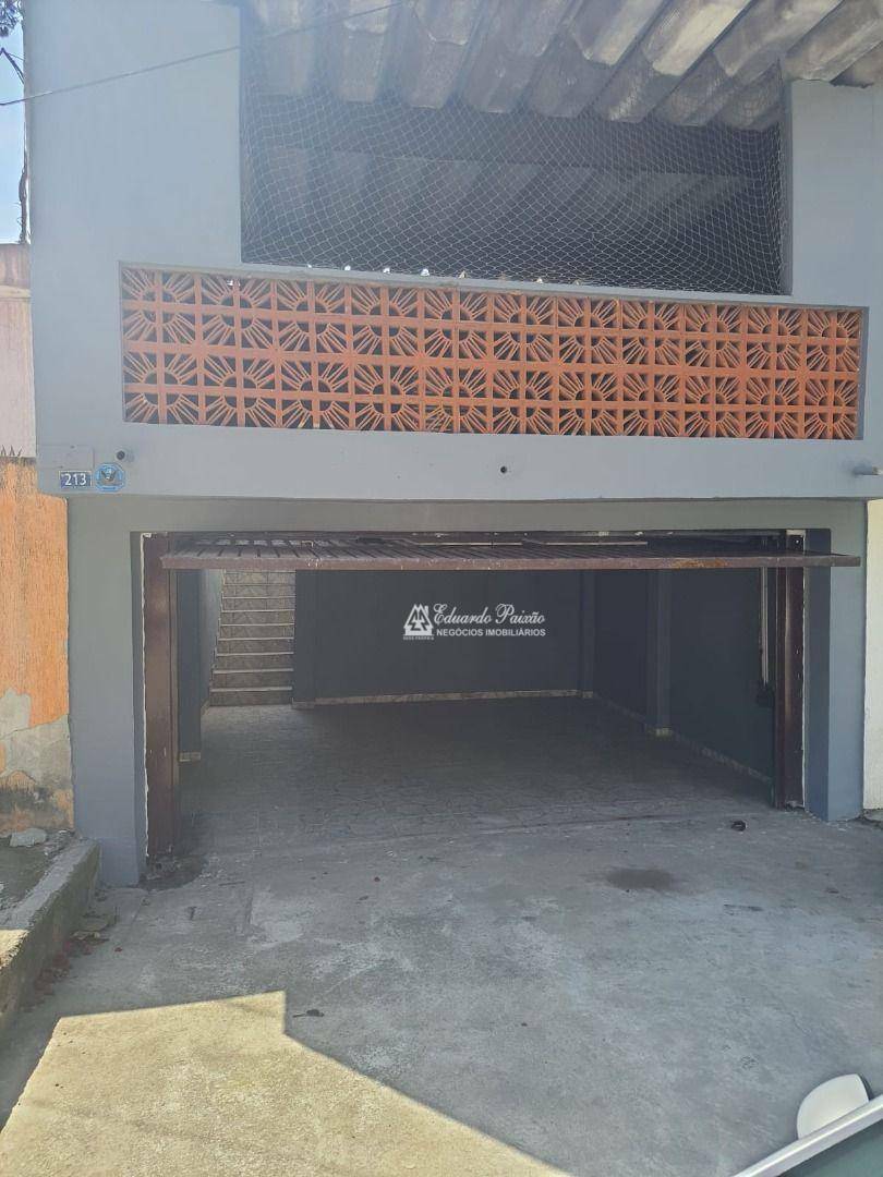 Sobrado à venda com 2 quartos, 156m² - Foto 2